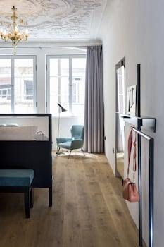 Goldenstern Townhouse