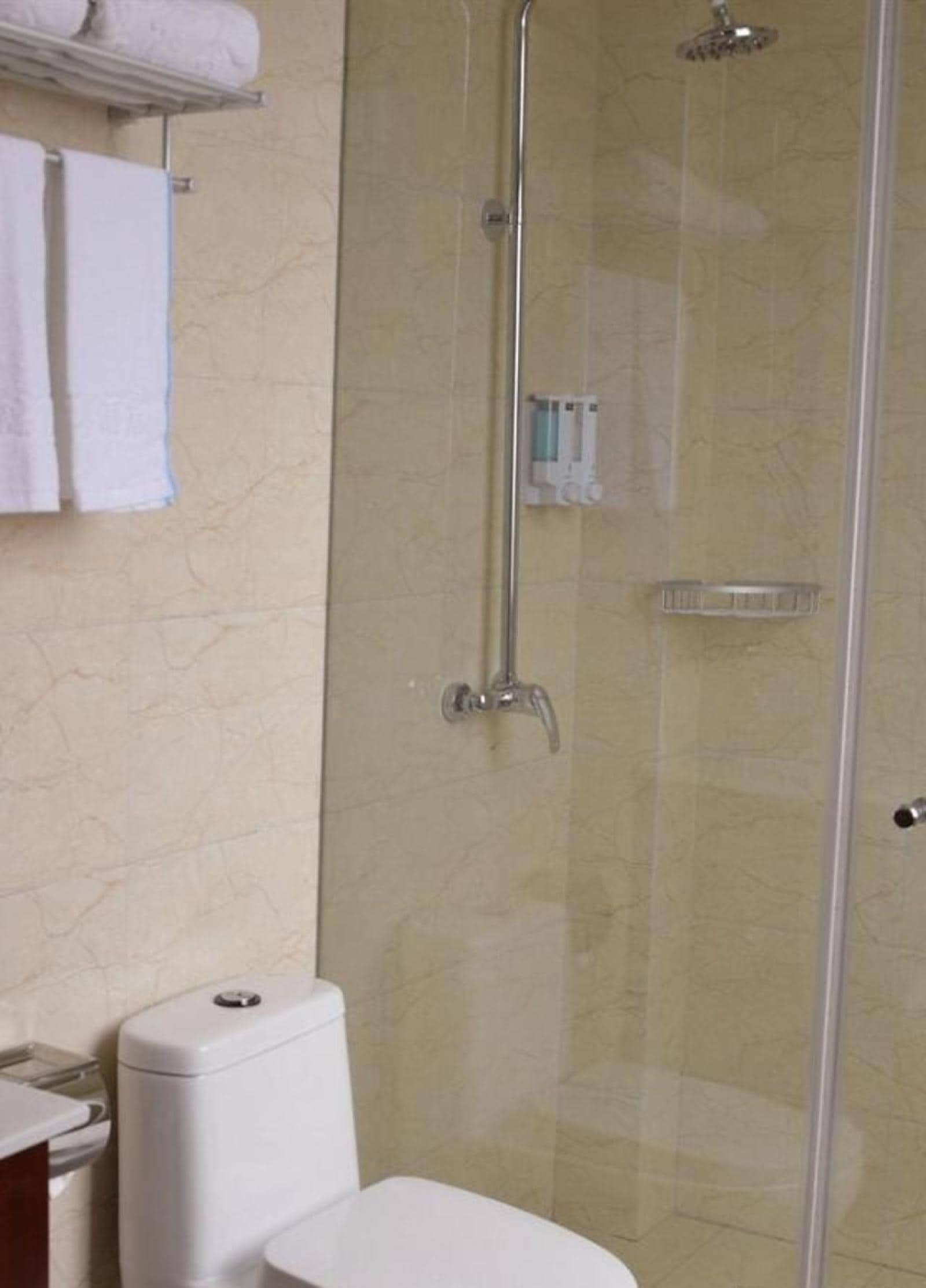 Quanrui Business Hotel