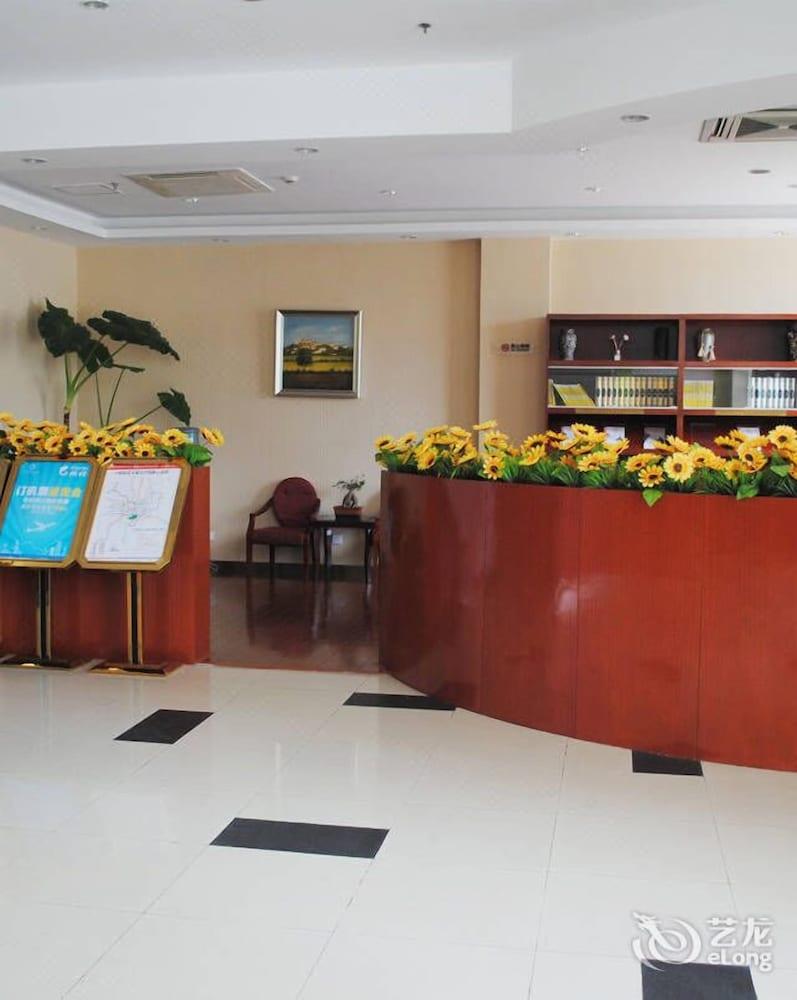 Fairfield by Marriott Shanghai Pudong Central