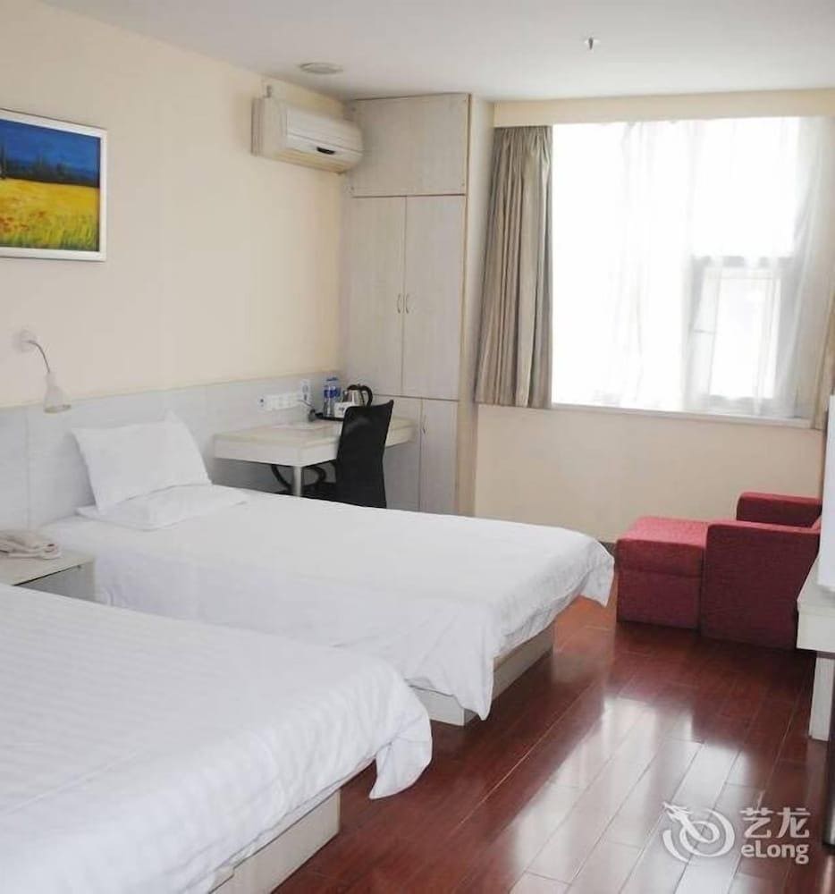 Fairfield by Marriott Shanghai Pudong Central