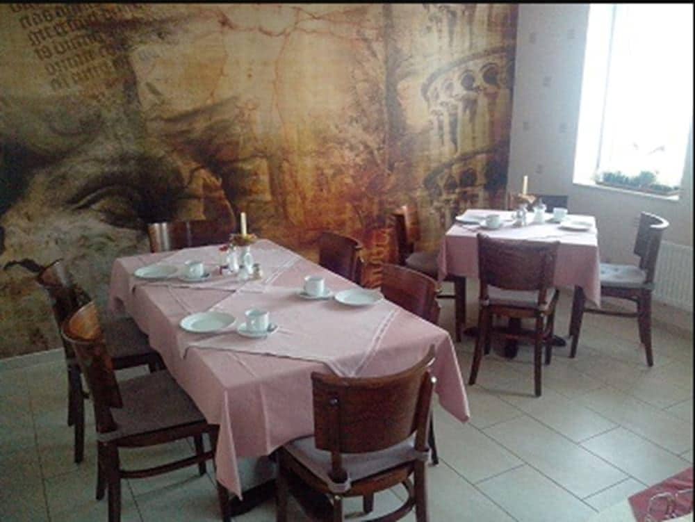 Apartment Hotel Zur Helme