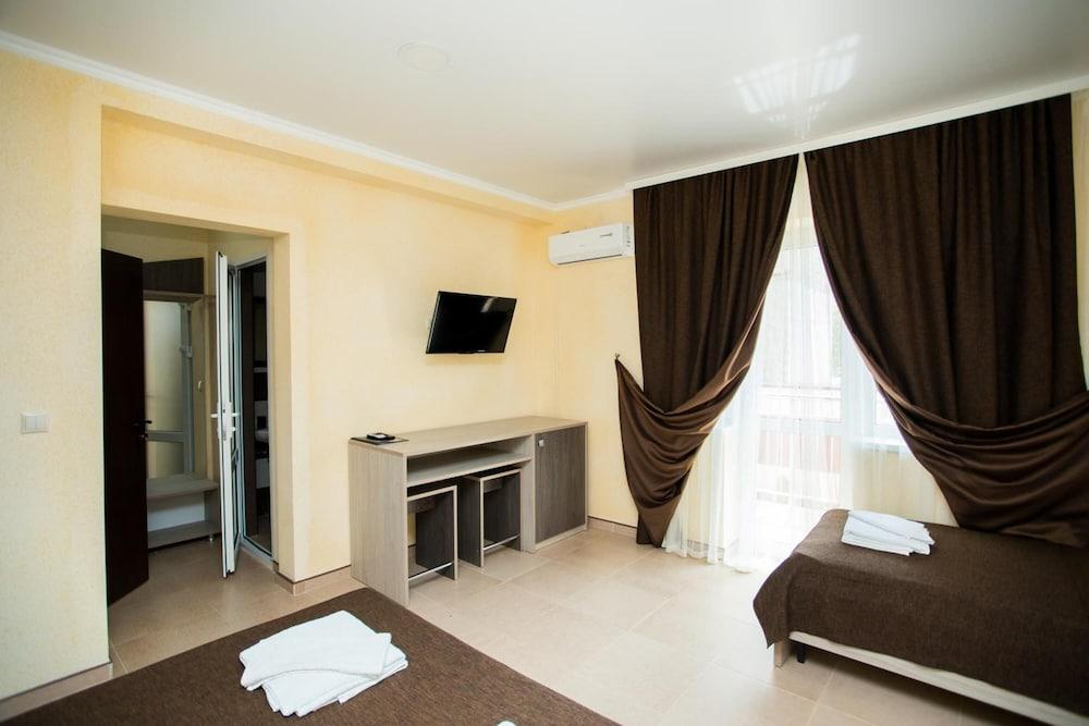 Guest House Tefiya