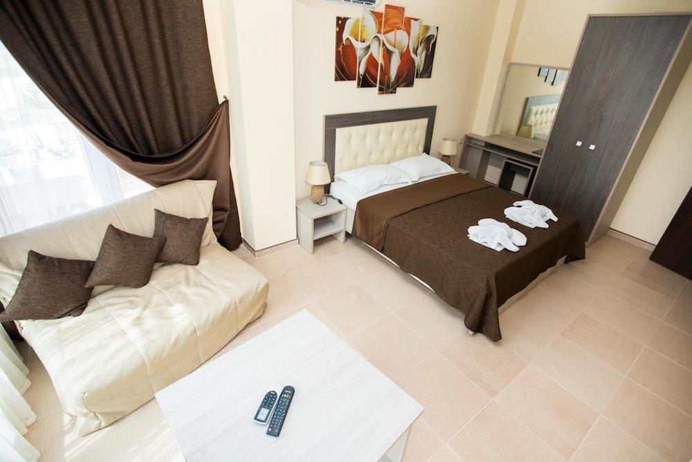 Guest House Tefiya