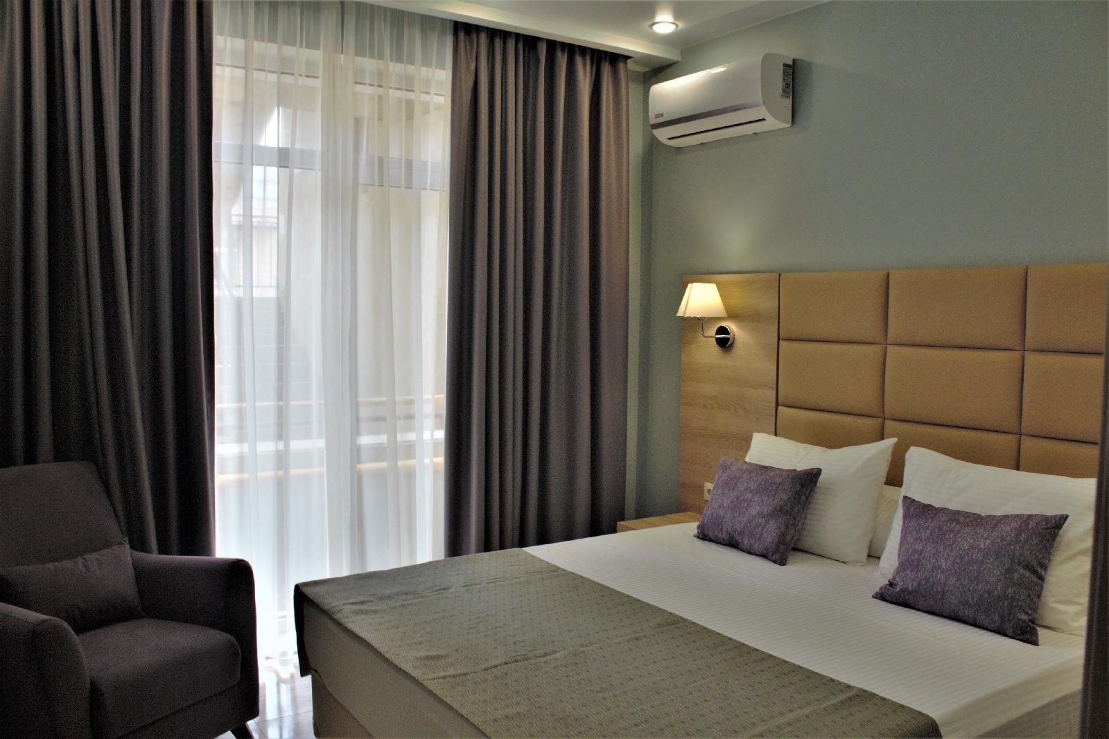 Shanti Palace Apart Hotel