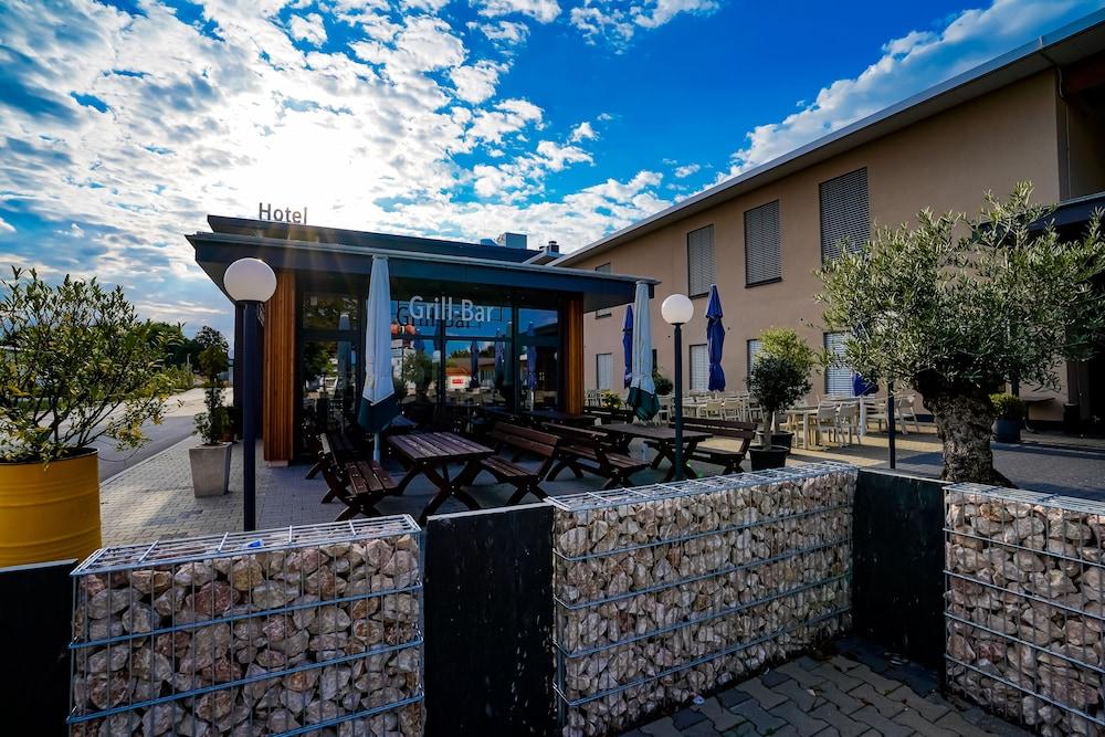 Hotel Viktorosa