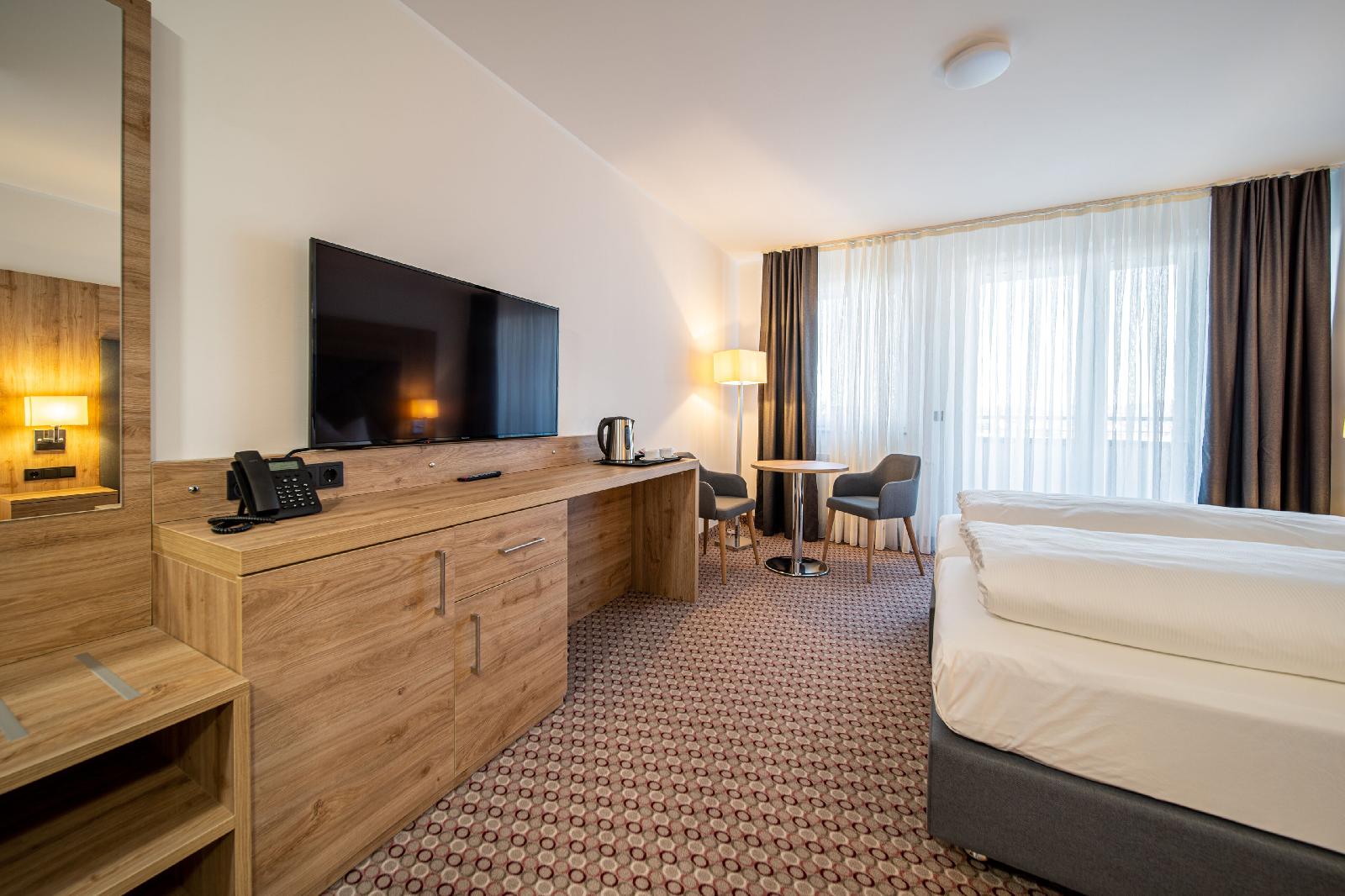 EE Hotel