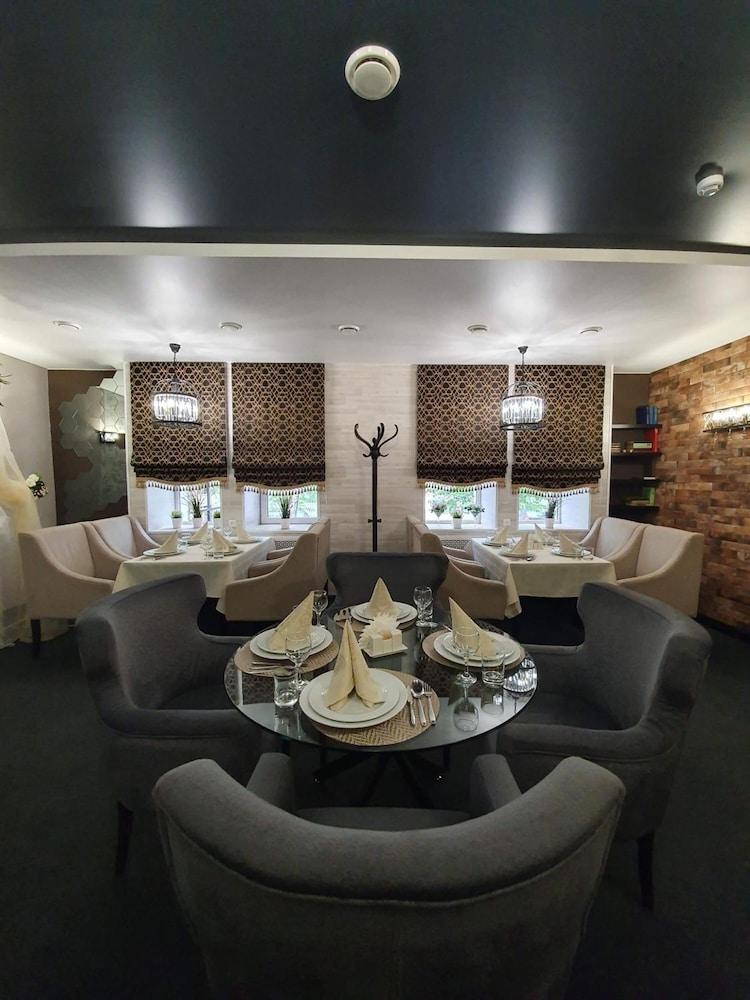 Alliance Hotel