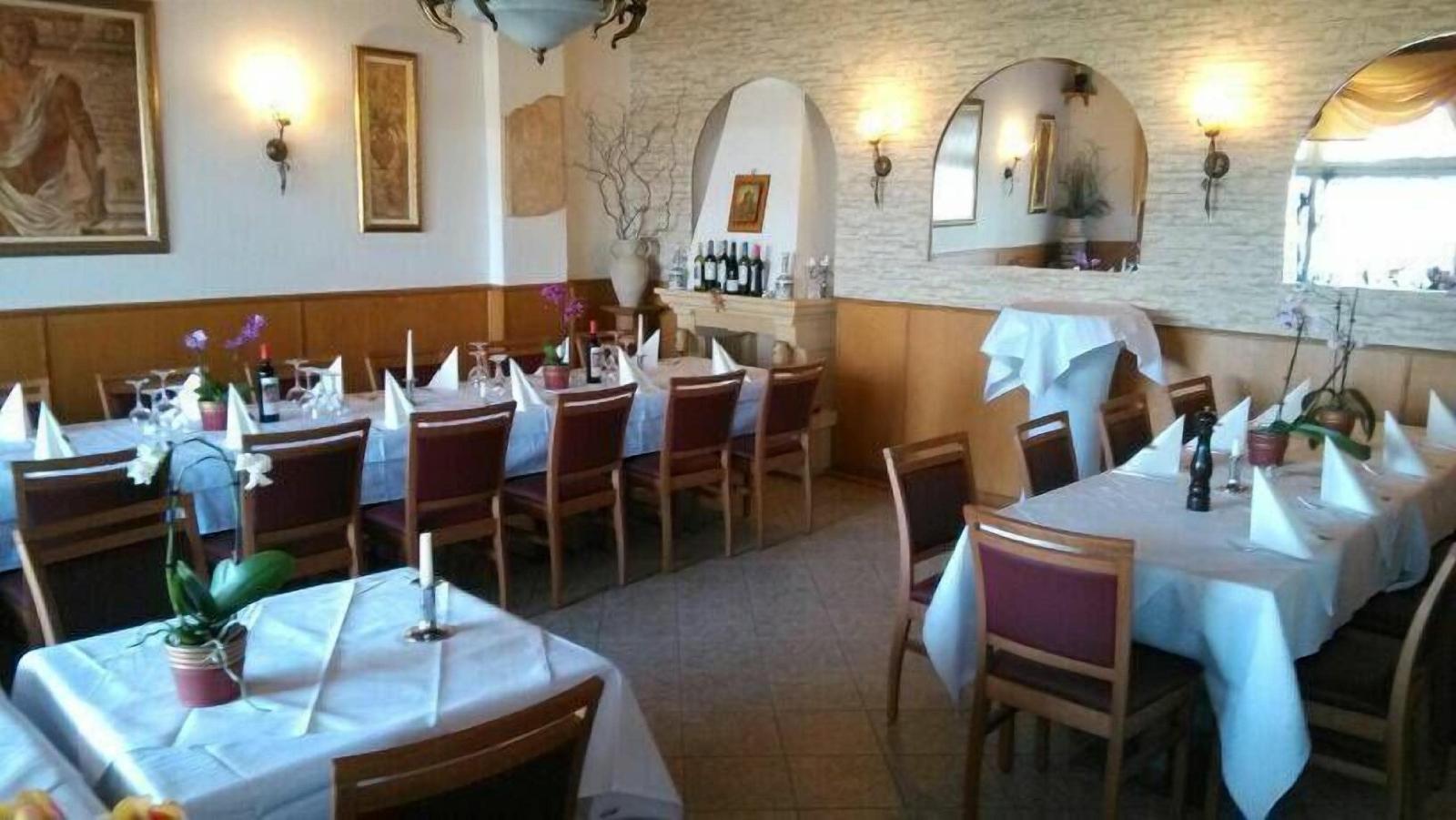 Hotel Restaurant Zum Weissen Mohren