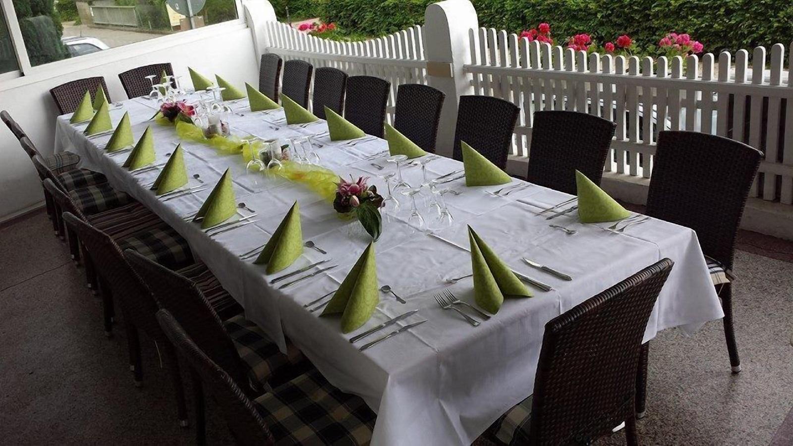 Hotel Restaurant Zum Weissen Mohren