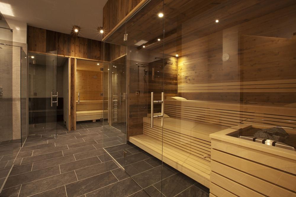 Palazi Apartments & Spa