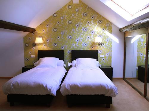 Hotel - Ferme du Chateau d'Ahin