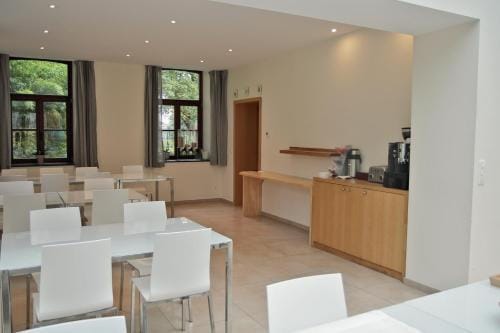 Hotel - Ferme du Chateau d'Ahin