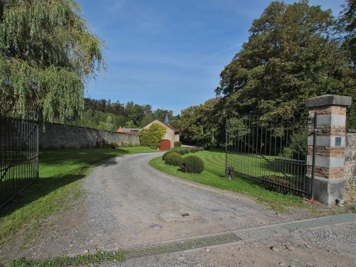 Hotel - Ferme du Chateau d'Ahin