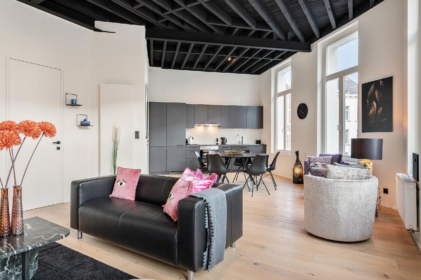 Lit dArt Exclusive Boutique Hotel