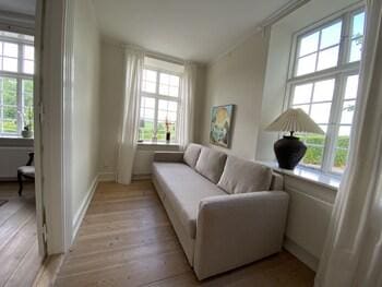 Lehnshoj Bed & Breakfast