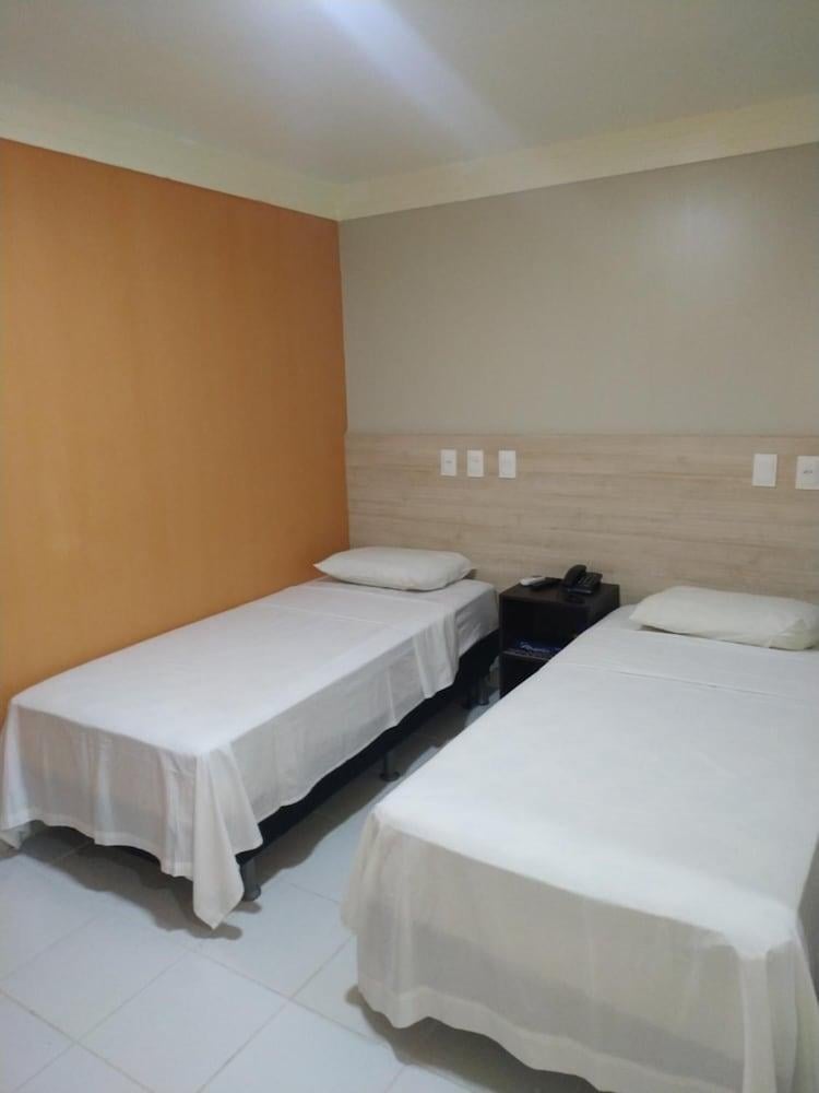 Hotel Executivo Boulevard