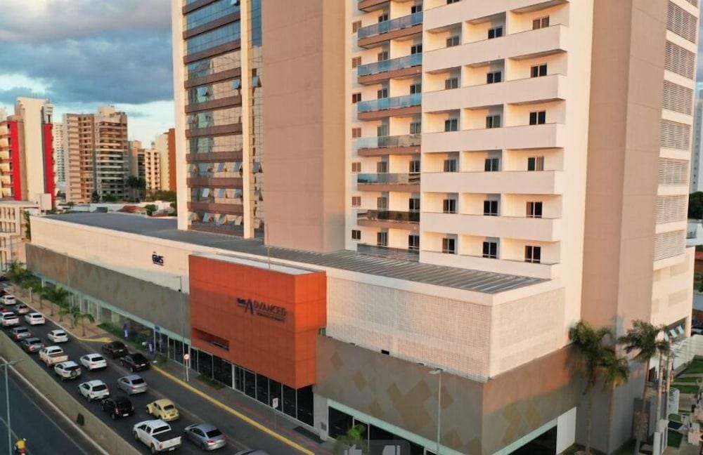 Advanced Hotel & Flats