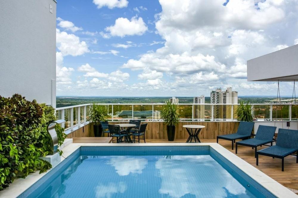 Advanced Hotel & Flats