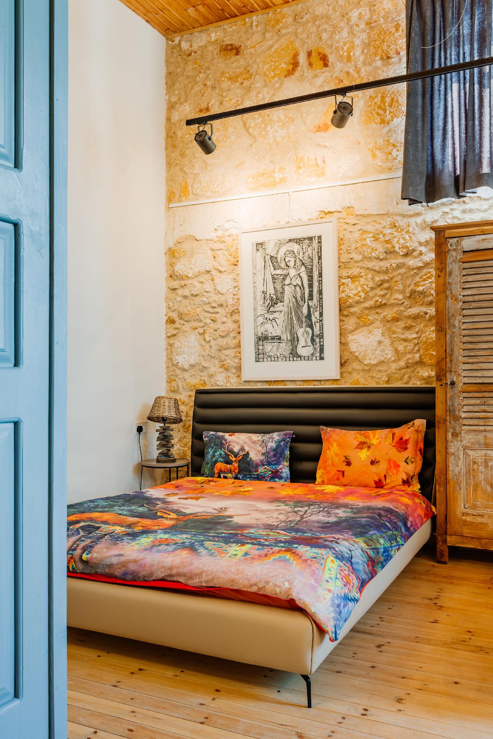 TasEv Boutique Hotel