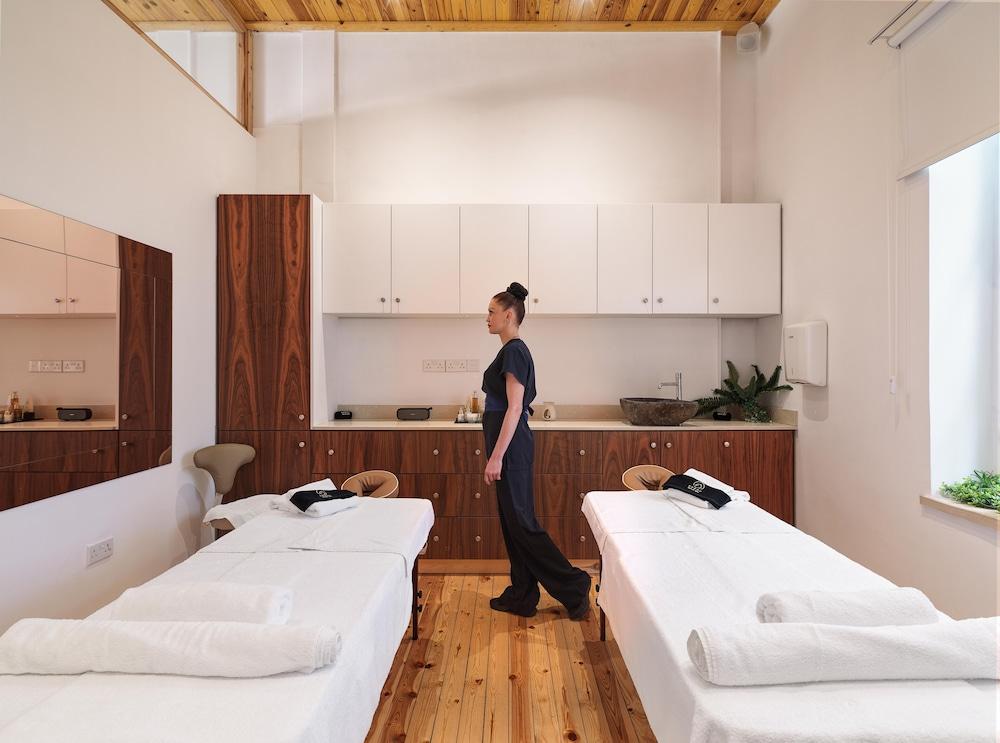 Samirana Boutique Hotel