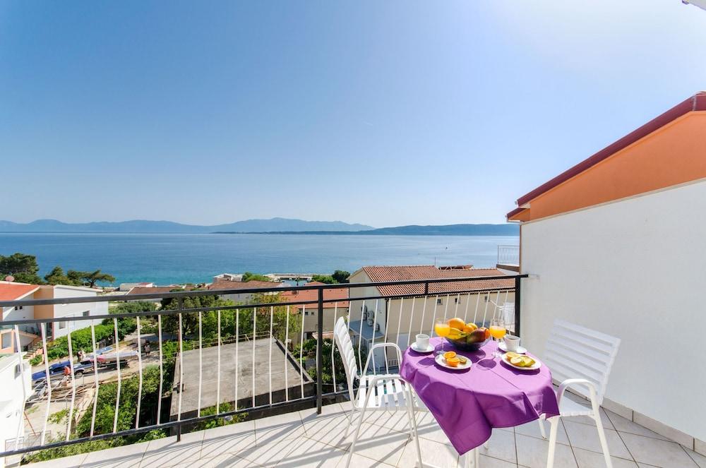Apartments Joze