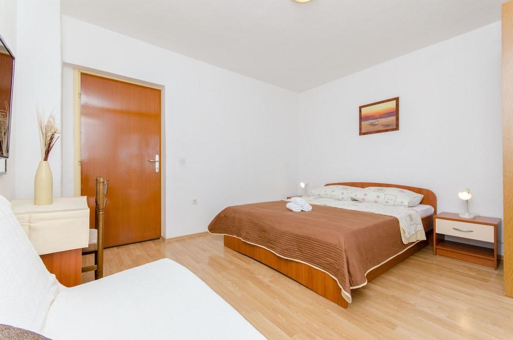 Apartments Joze