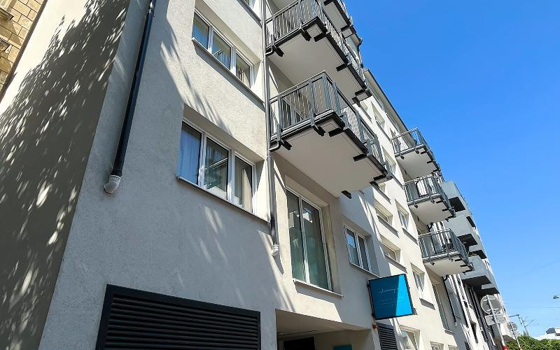 Jimmy's Apartments 11