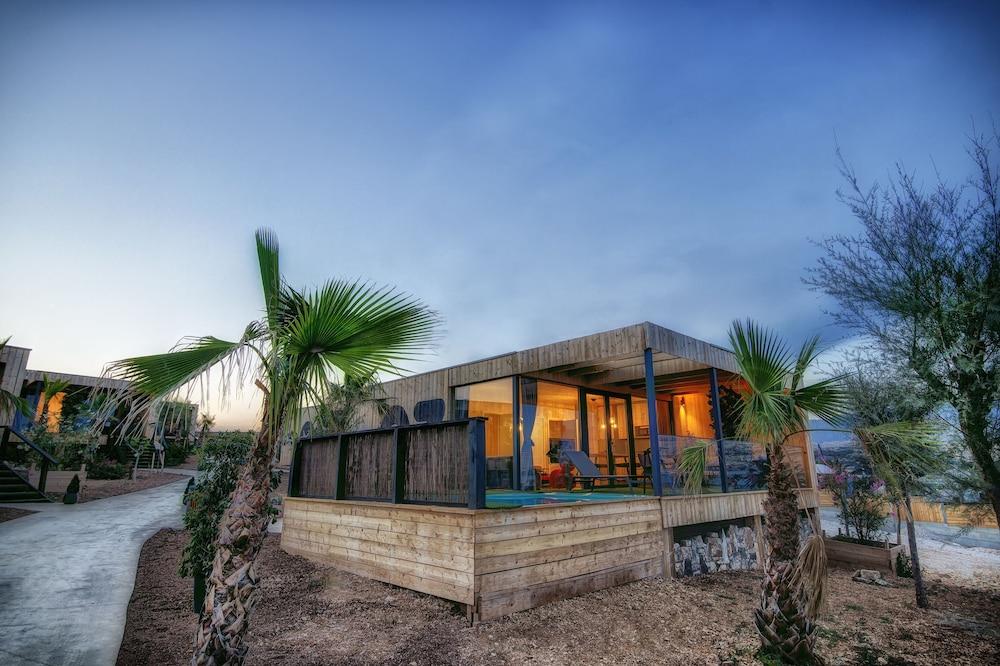 Noa Glamping Resort