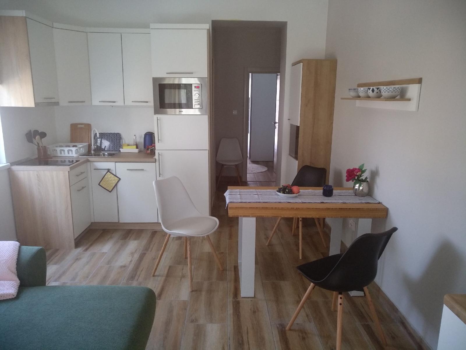 Apartments Ra