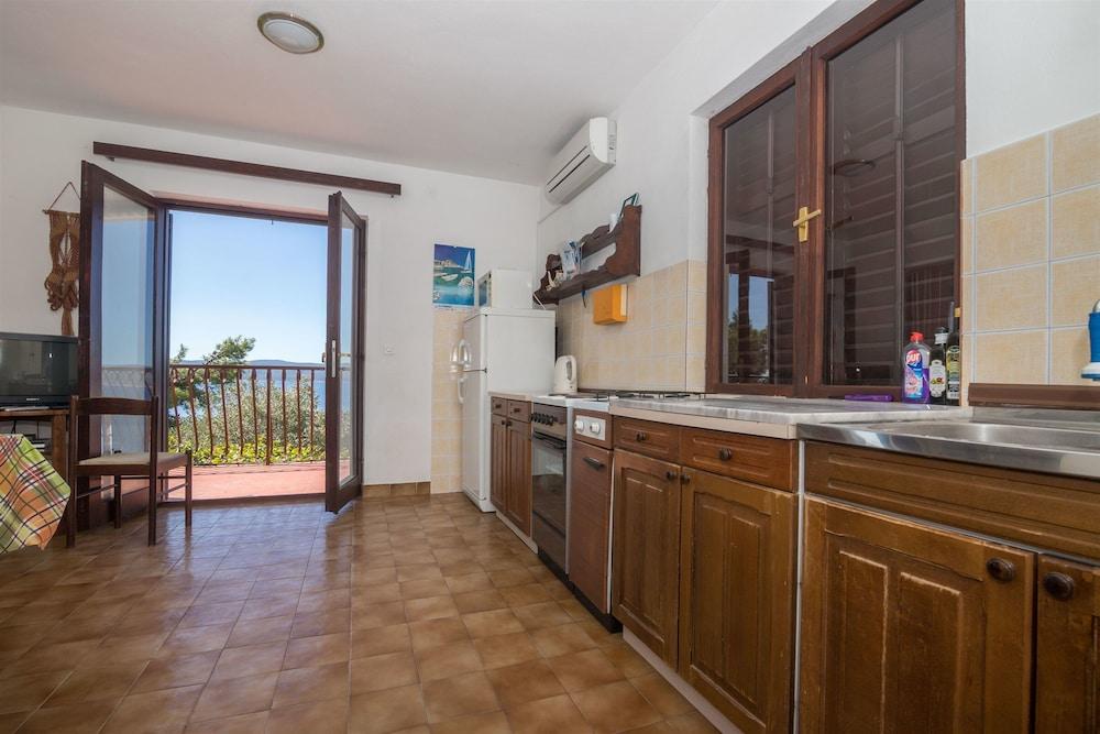 Apartments Djani
