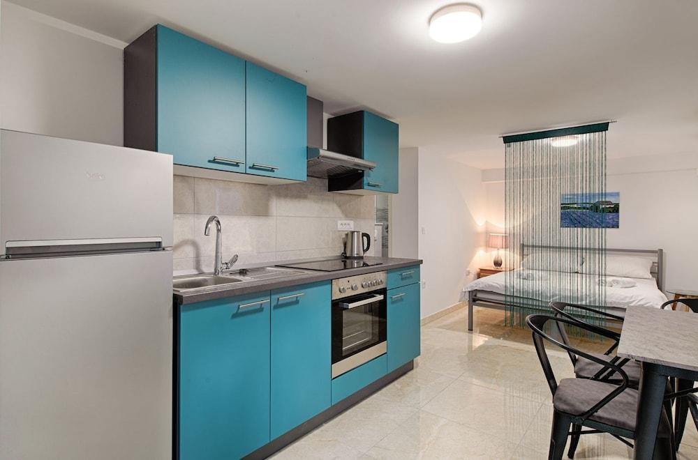 Cezar Luxury Apartment