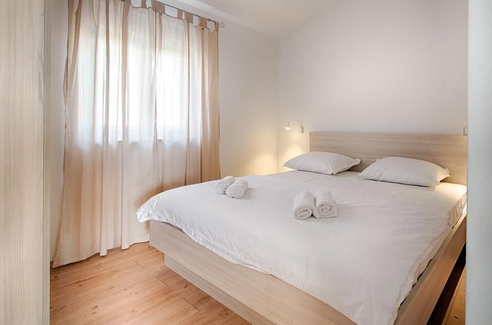 Cezar Luxury Apartment