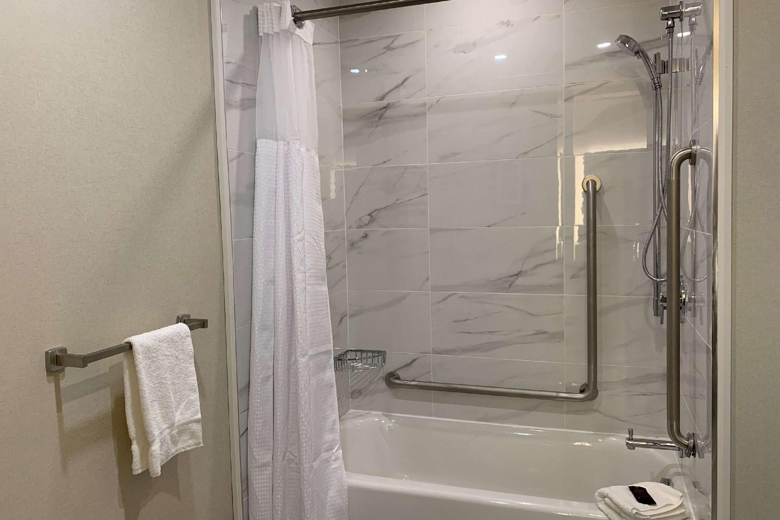 Wingate by Wyndham Kanata West Ottawa