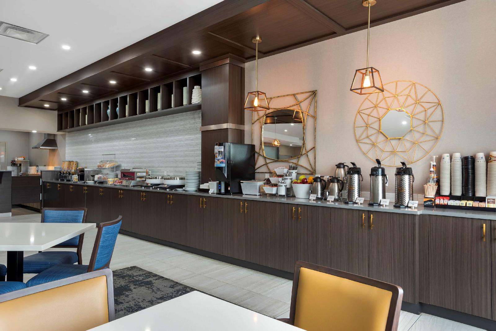 Best Western Premier Executive Residency Medicine Hat