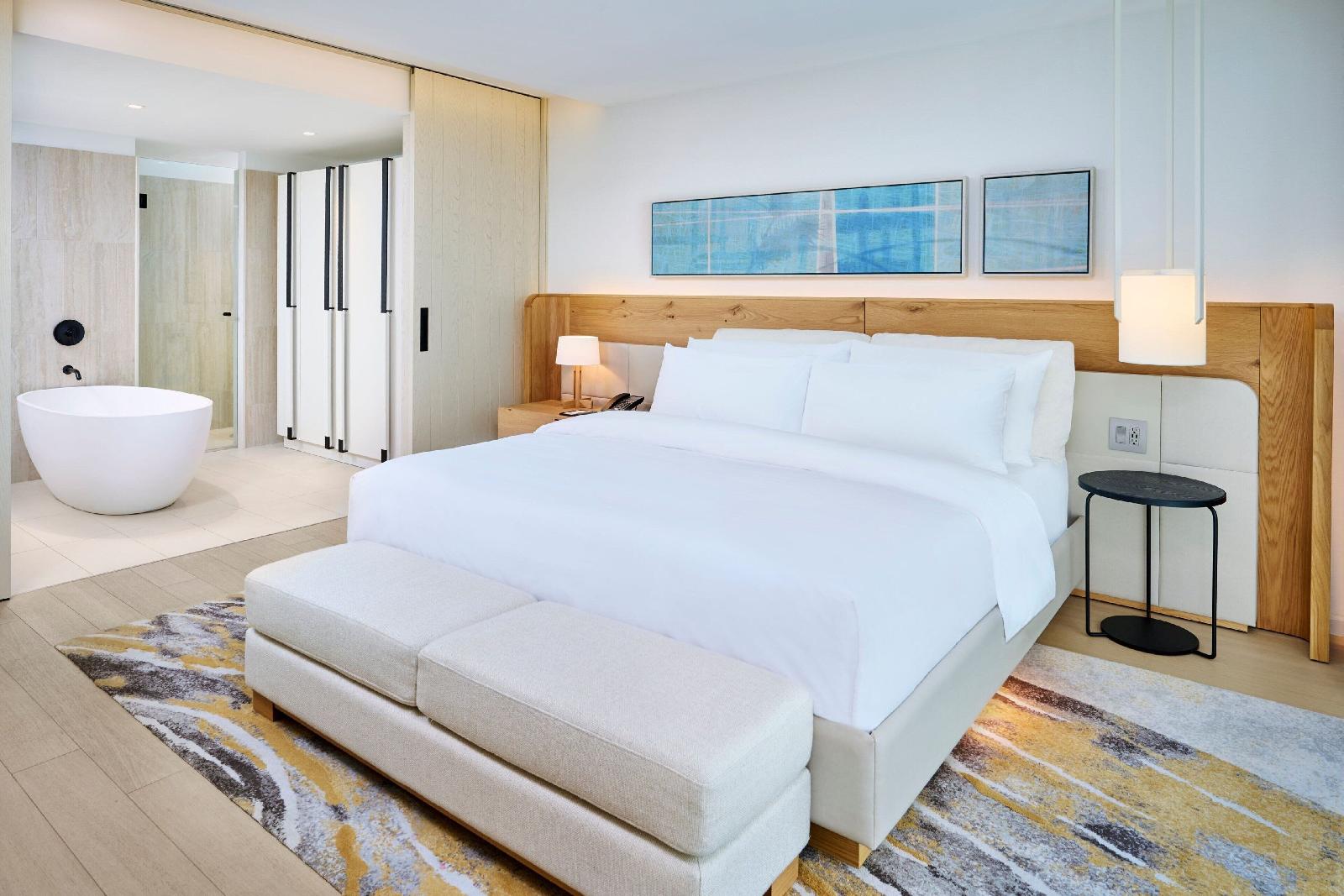 The Pearle Hotel & Spa Autograph Collection