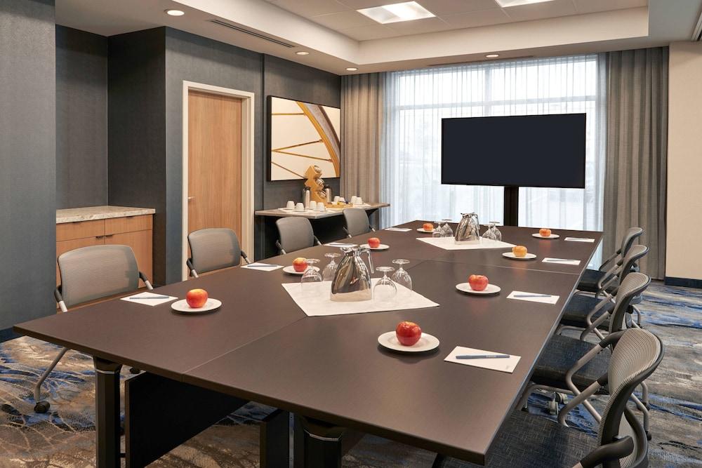 Fairfield Inn & Suites By Marriott Orillia