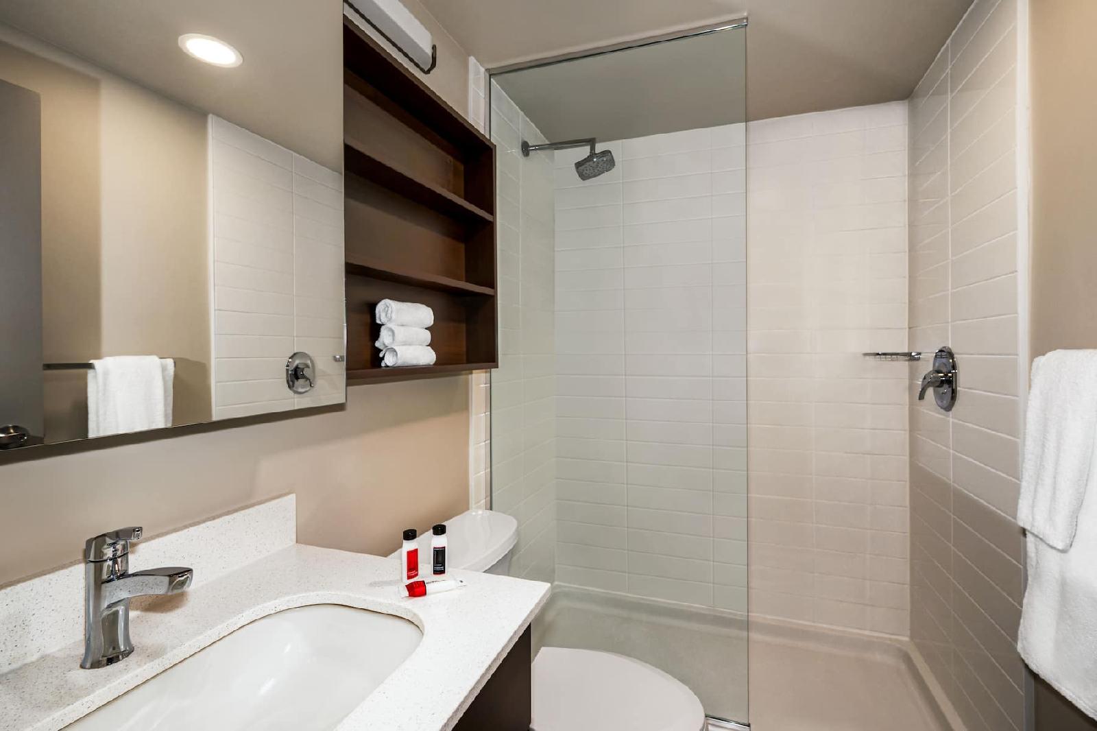Microtel Inn & Suites by Wyndham Aurora