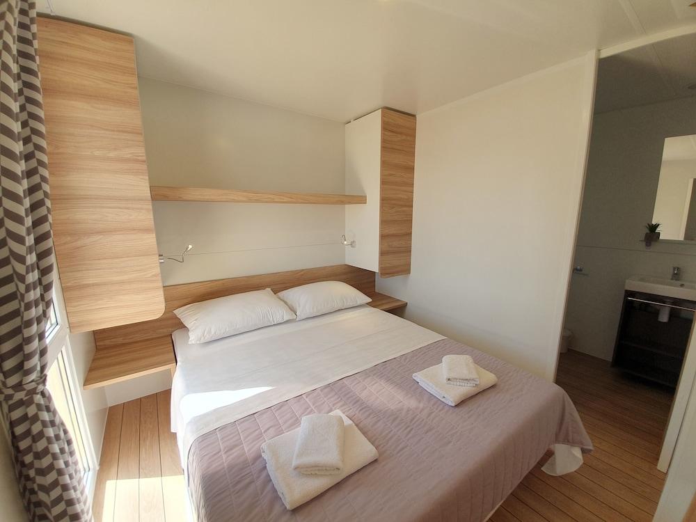 Camp Milo Moje