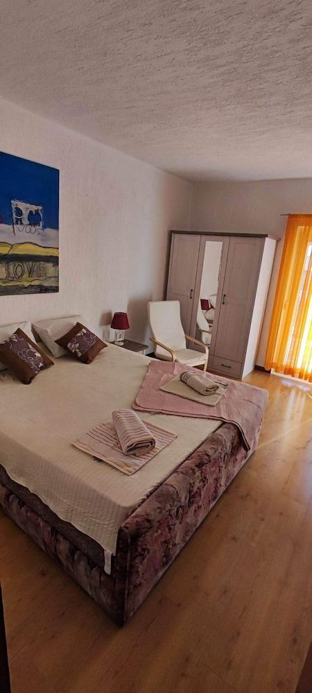 Apartments Berny