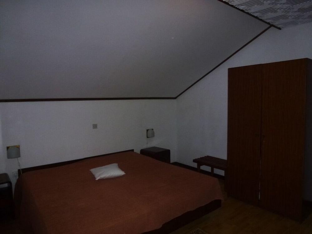 Barac Apartments