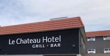 Camrose Le Chateau Hotel