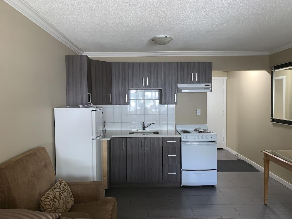 Elevate Rooms Okanagan Royal Park Inn