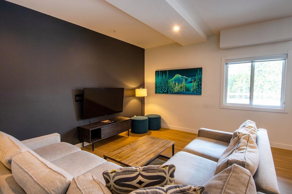 Basecamp Resorts Revelstoke