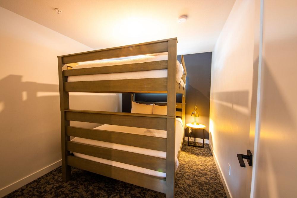 Basecamp Resorts Revelstoke