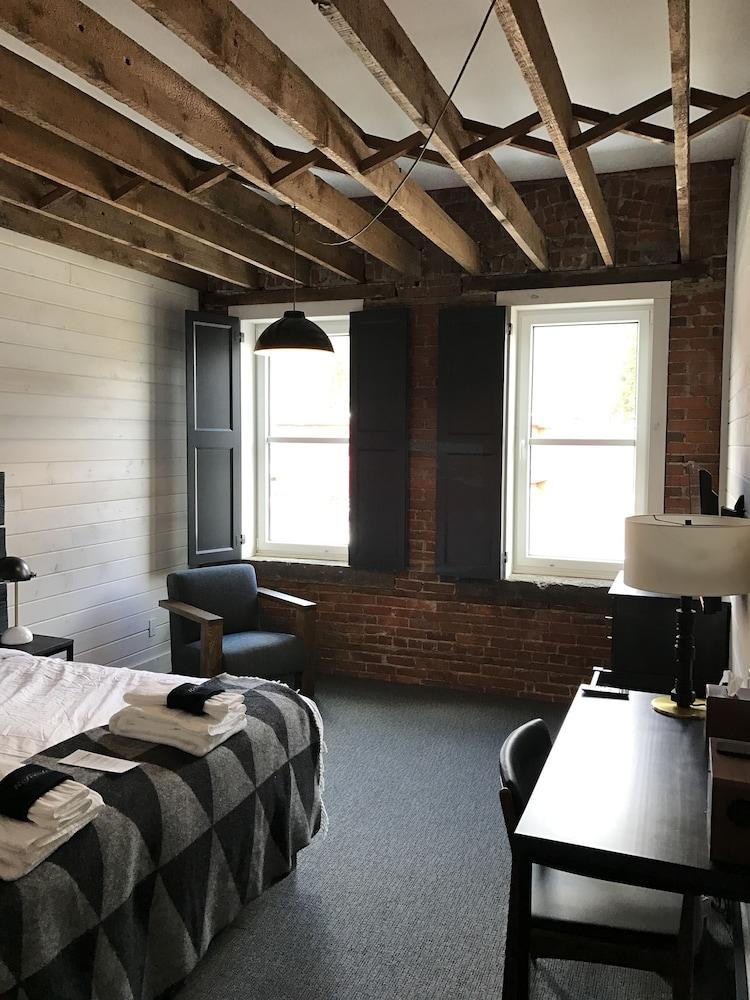The Explorers Society Hotel