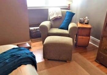 Cottage on Caledonia Bed & Breakfast