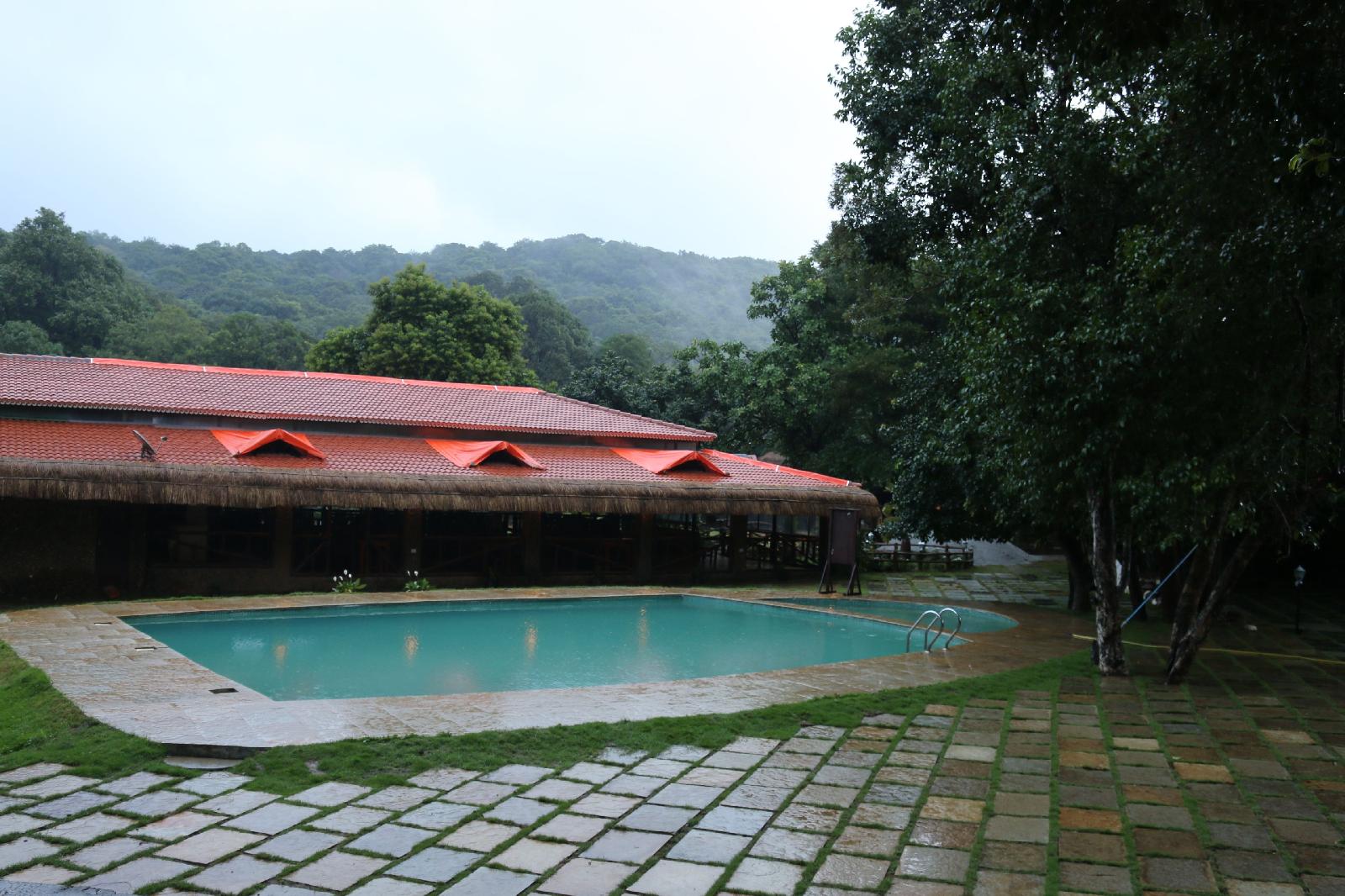 Shangri-La Jungle Resort