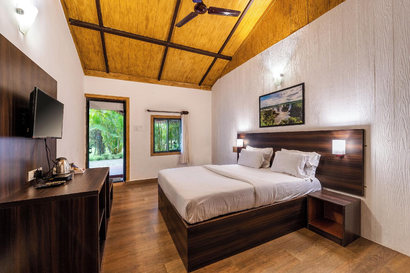 Shangri-La Jungle Resort