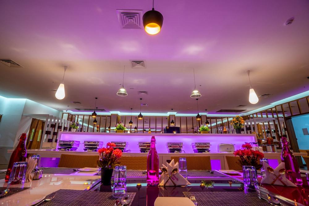 La Vivanta Hotel
