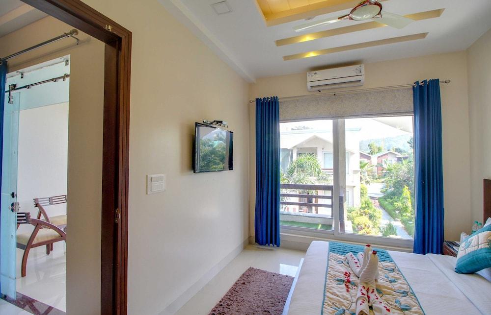 Maulik Mansion